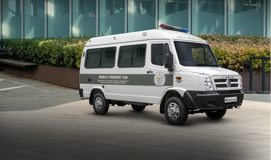 Traveller Forensic Van