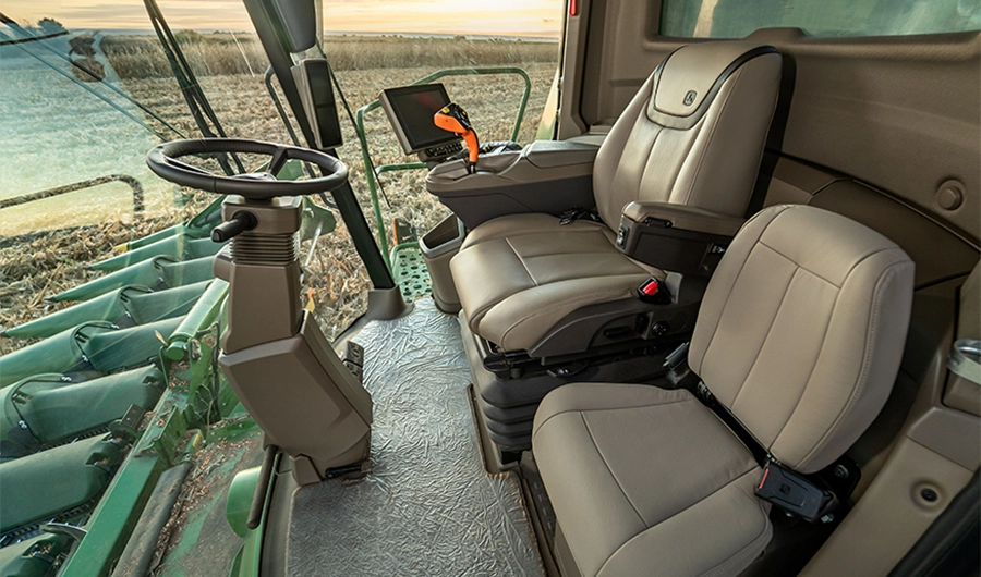 X-Series Combine Harvesters