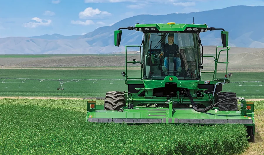 John Deere Windrower