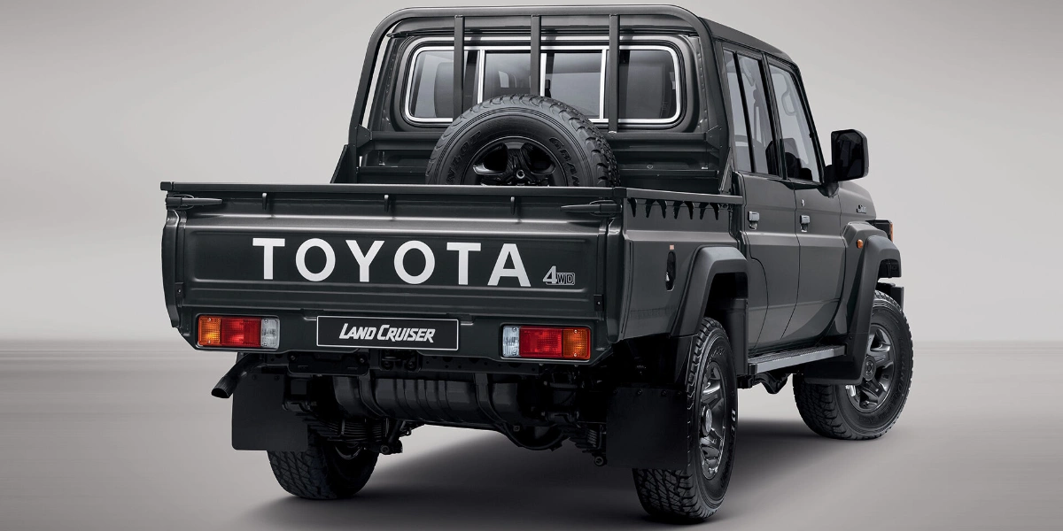 Toyota Land Cruiser 79 Double Cab