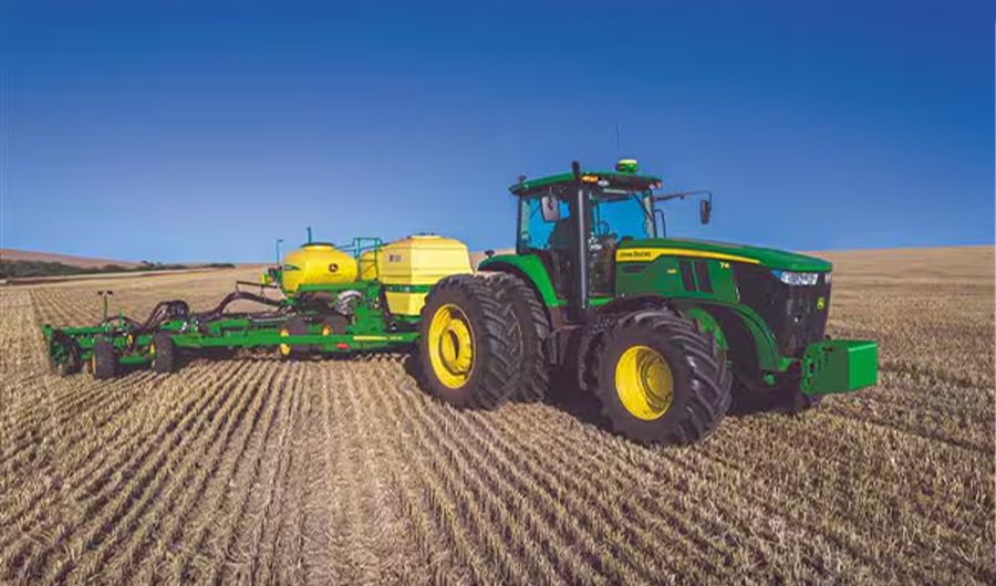 John Deere 7M Series Tractor