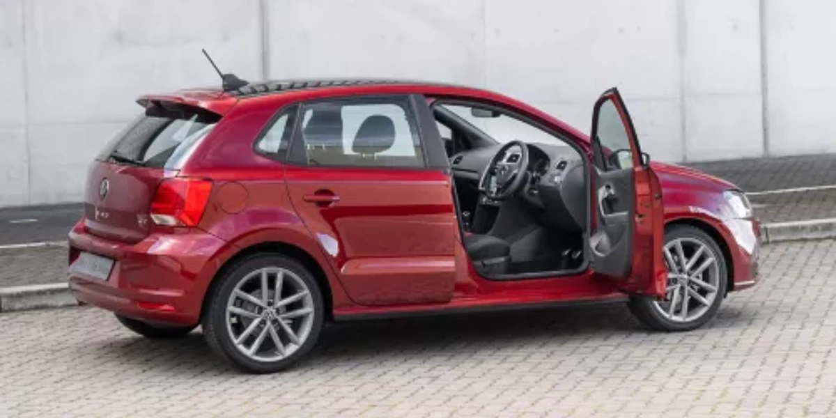 Polo Vivo Hatch