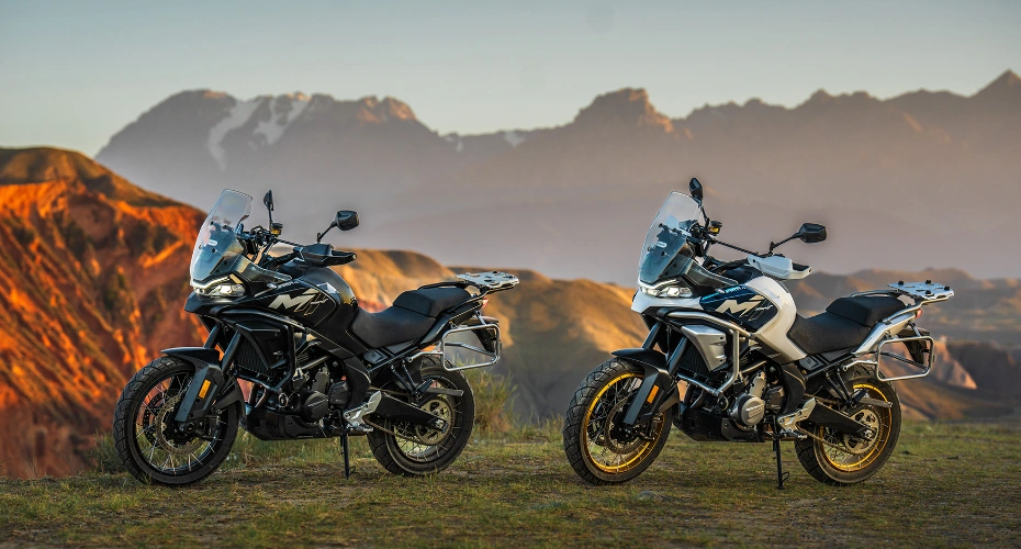 Adventure-focused twin-cylinder engine