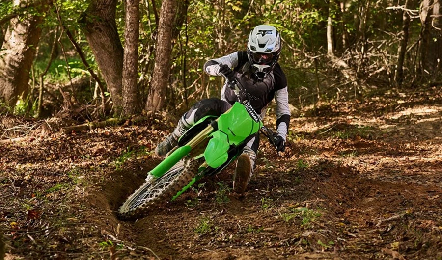CROSS-COUNTRY TUNED SUSPENSION