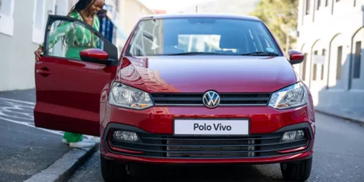 Polo Vivo Hatch