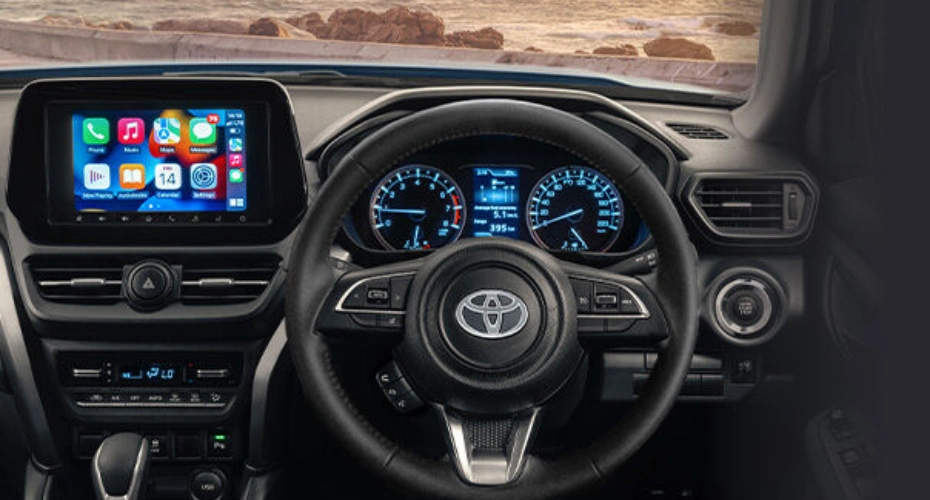 TOUCHSCREEN INFOTAINMENT SYSTEM