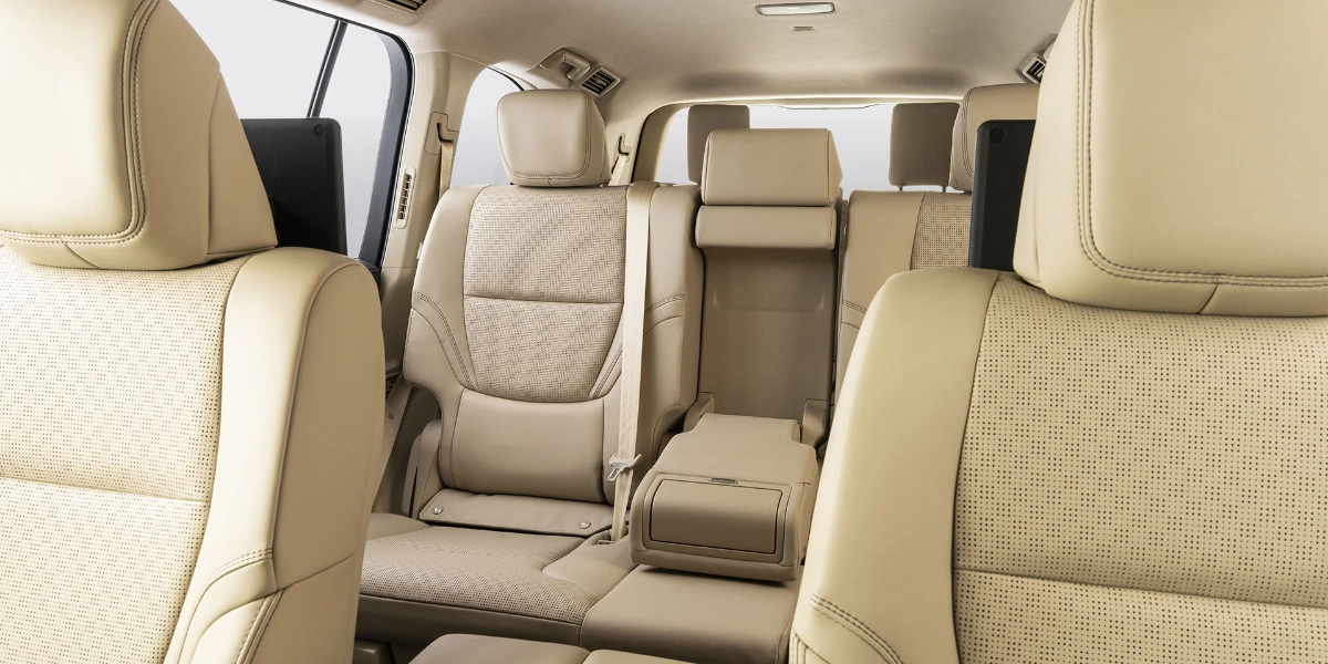 Toyota Land Cruiser 300