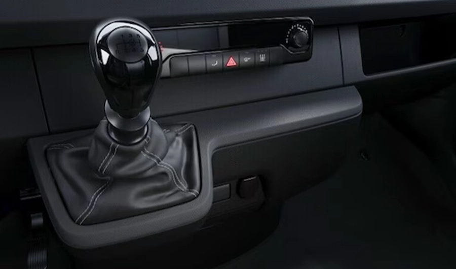 6-speed manual transmission