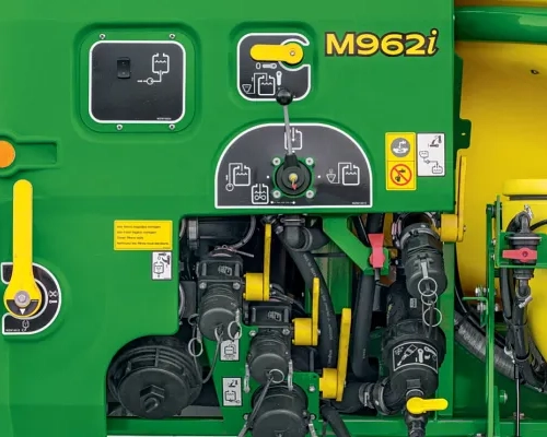 Straightforward manual controls
