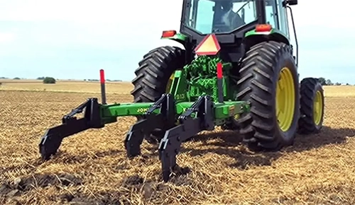 John Deere 913 V-Ripper