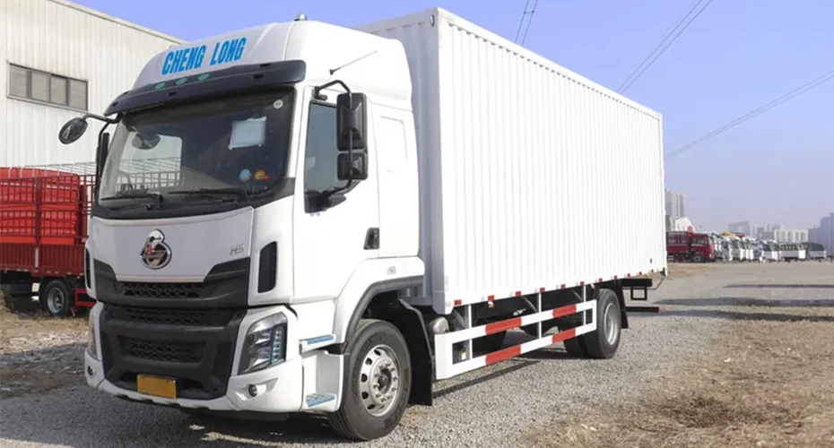 4X2 H5 Cargo Truck