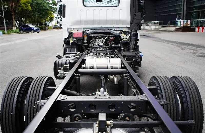 4X2 L2 Cargo Truck